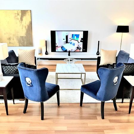 Luxury Suites & Apartments Mondrian Market Square II Warschau Buitenkant foto