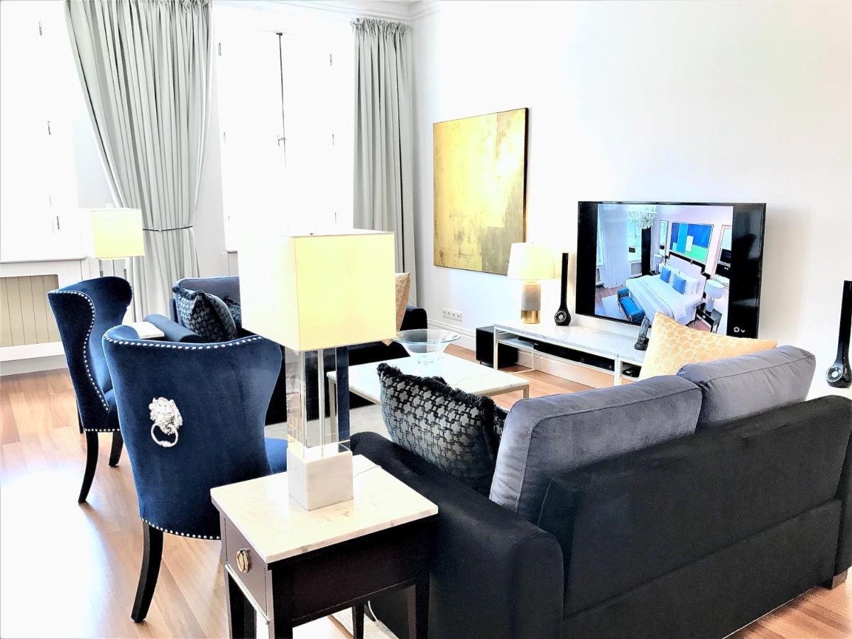 Luxury Suites & Apartments Mondrian Market Square II Warschau Buitenkant foto