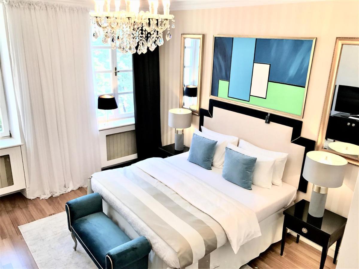Luxury Suites & Apartments Mondrian Market Square II Warschau Buitenkant foto