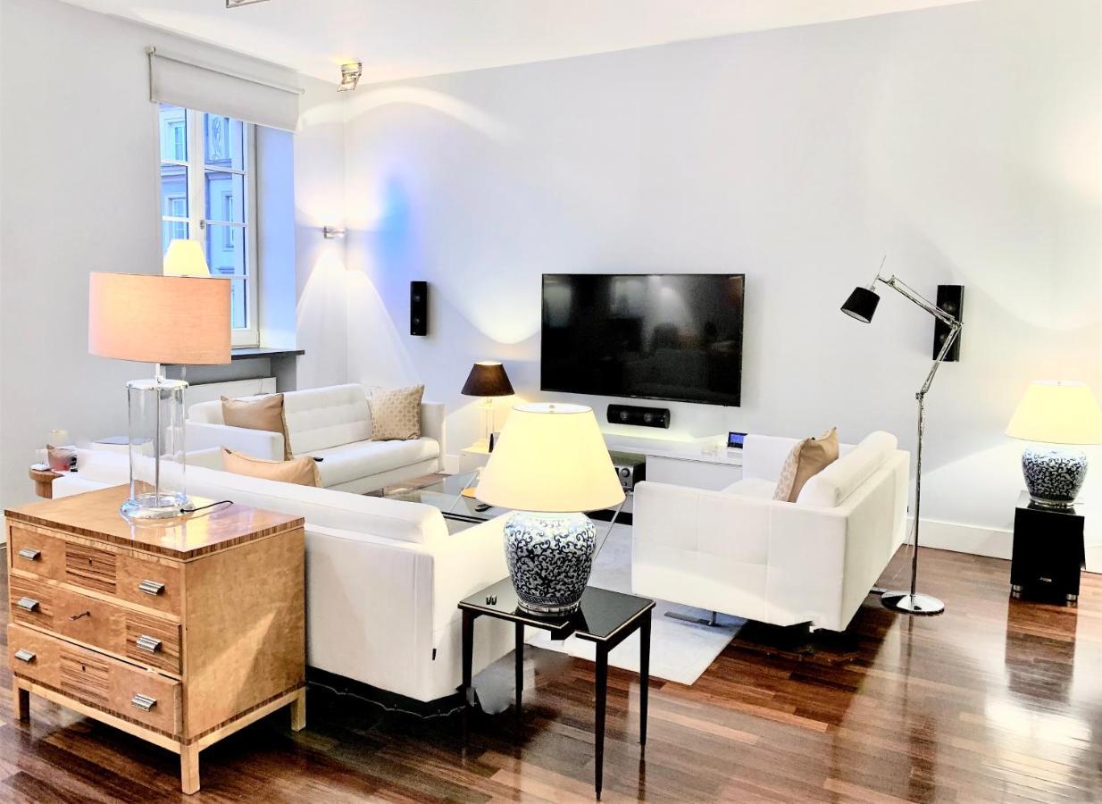 Luxury Suites & Apartments Mondrian Market Square II Warschau Kamer foto