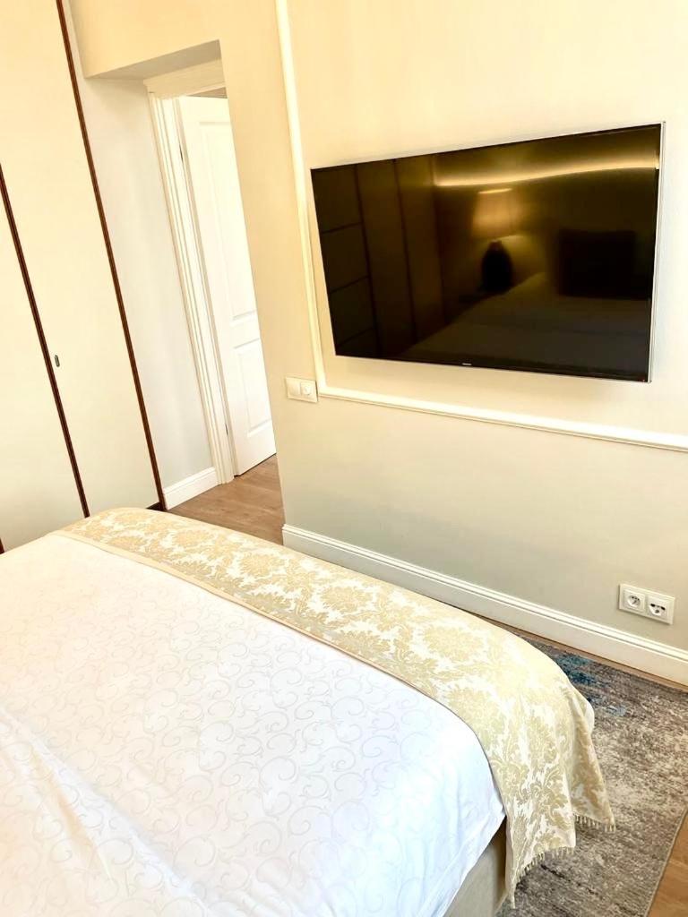 Luxury Suites & Apartments Mondrian Market Square II Warschau Kamer foto