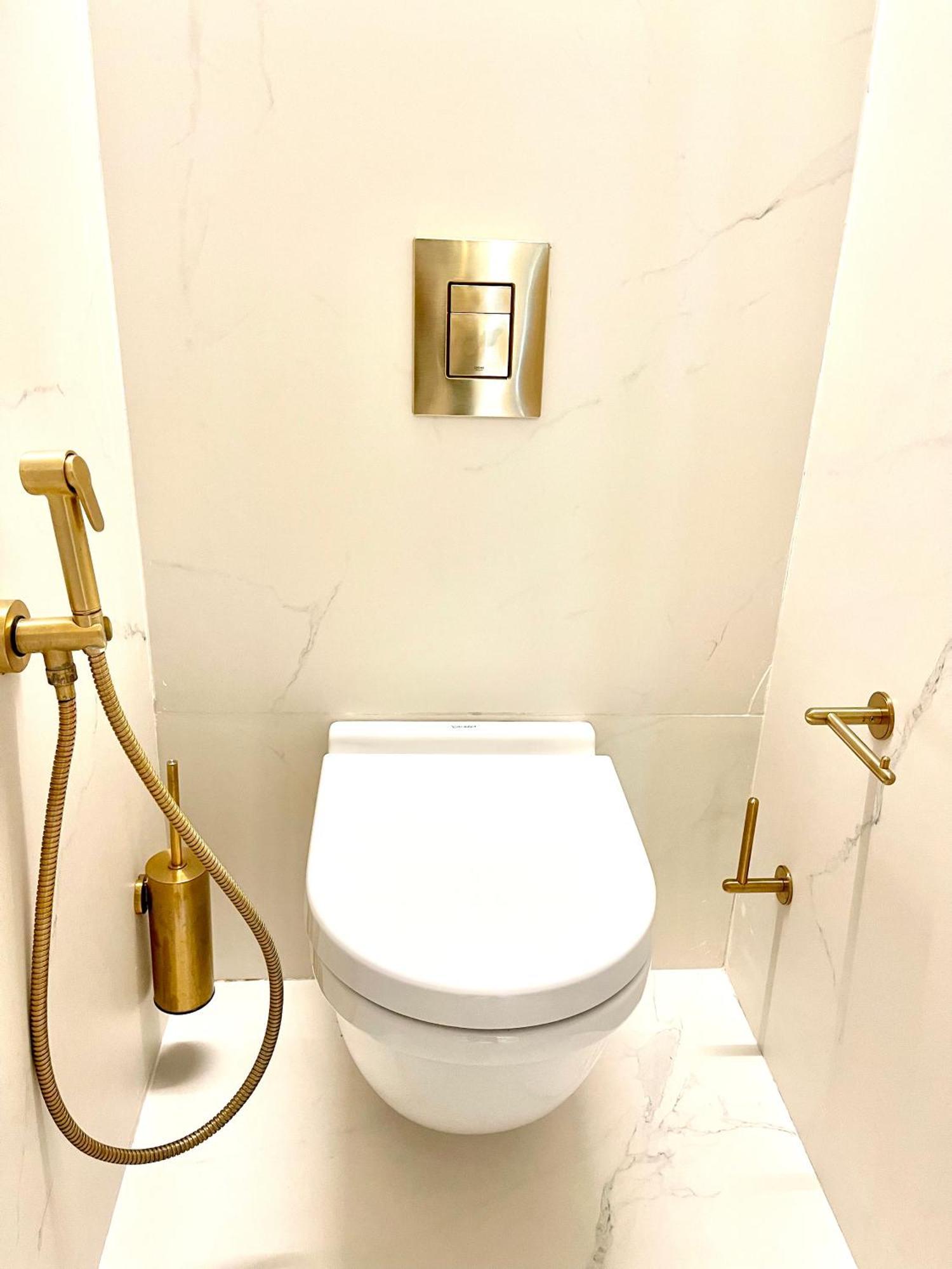 Luxury Suites & Apartments Mondrian Market Square II Warschau Kamer foto